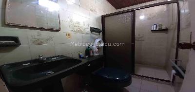 Casa en venta en Belalcazar, Pereira · foto 3 de 13