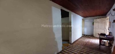 Casa en venta en Belalcazar, Pereira · foto 7 de 13