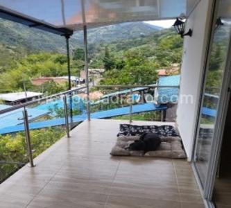 Casa de 3 alcobas en venta en Berlin, Ibagué, 766 m² · foto 10 de 20