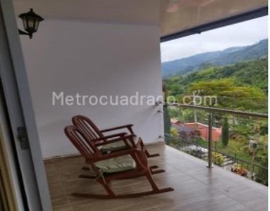 Casa de 3 alcobas en venta en Berlin, Ibagué, 766 m² · foto 11 de 20