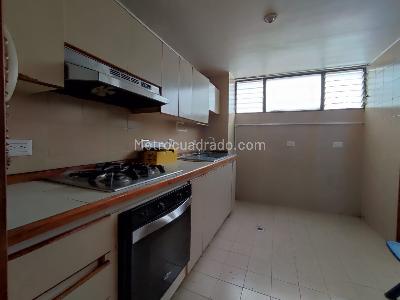 Apartamento en venta en Alpes, Pereira · foto 4 de 20