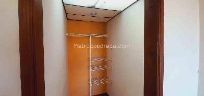 Apartamento de 3 alcobas en venta en Castilla, Manizales, 84 m² · foto 4 de 20
