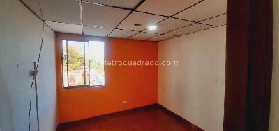 Apartamento de 3 alcobas en venta en Castilla, Manizales, 84 m² · foto 5 de 20