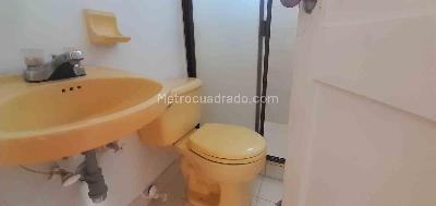Apartamento de 3 alcobas en venta en Castilla, Manizales, 84 m² · foto 7 de 20