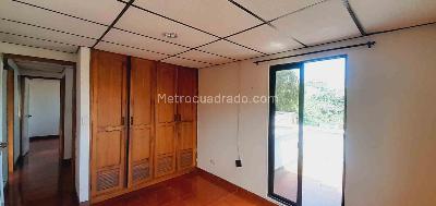 Apartamento de 3 alcobas en venta en Castilla, Manizales, 84 m² · foto 10 de 20
