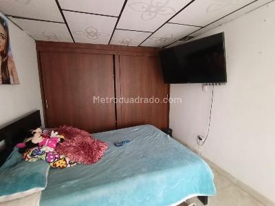 Apartamento en venta en Alferez Real, Manizales · foto 7 de 18