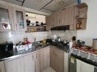 Apartamento en venta en Alferez Real, Manizales · foto 8 de 18