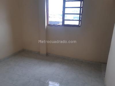 Casa de 5 alcobas en venta en Alamos, Armenia, 384 m² · foto 9 de 14