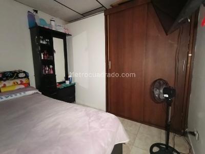 Apartamento en venta en Alferez Real, Manizales · foto 6 de 7