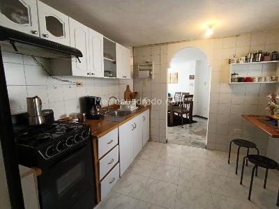 Apartamento de 2 alcobas en venta en Villa Carmenza, Manizales, 62 m² · foto 7 de 18