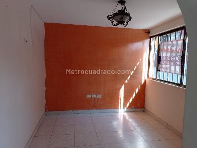 Casa de 3 alcobas en arriendo en Estambul, Manizales, 120 m² · foto 5 de 16