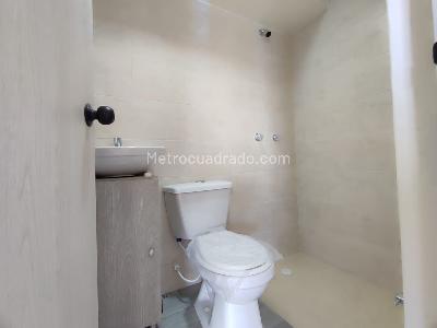 Apartamento en venta en Comuna San Joaquin/San Joaquin, Pereira · foto 18 de 20