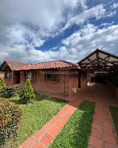 Casa en venta en Alhambra, Manizales · foto 2 de 20