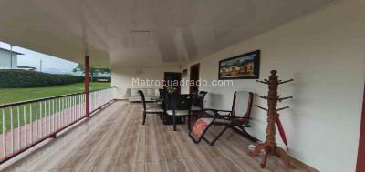 Casa de 4 alcobas en venta en Los Zagales, Manizales, 400 m² · foto 16 de 20