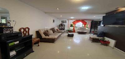 Casa de 3 alcobas en venta en El Bosque, Manizales, 237 m² · foto 2 de 20
