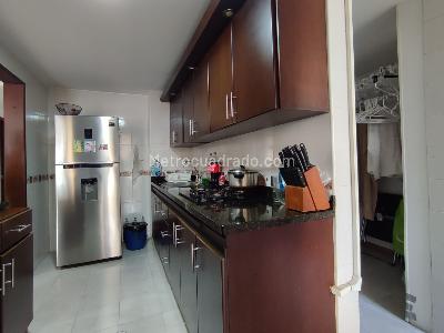 Apartamento en venta en Pinares, Pereira · foto 3 de 20