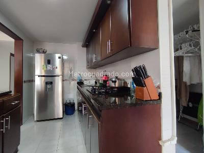 Apartamento en venta en Pinares, Pereira · foto 4 de 20