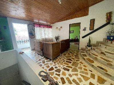 Casa de 4 alcobas en venta en Centro, Armenia, 150 m² · foto 3 de 14