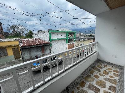 Casa de 4 alcobas en venta en Centro, Armenia, 150 m² · foto 4 de 14