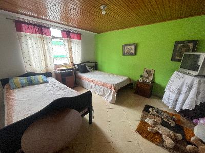 Casa de 4 alcobas en venta en Centro, Armenia, 150 m² · foto 5 de 14
