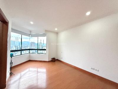 Apartamento de 5 alcobas en venta en Pinares, Pereira, 360 m² · foto 2 de 20