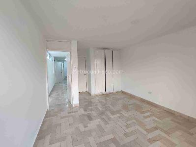 Apartamento de 5 alcobas en venta en Avenida 30 De Agosto, Pereira, 180 m² · foto 9 de 20