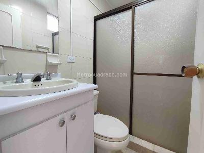 Apartamento de 5 alcobas en venta en Avenida 30 De Agosto, Pereira, 180 m² · foto 18 de 20