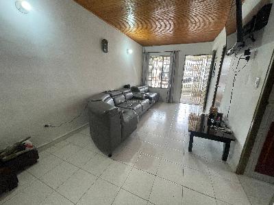 Casa de 3 alcobas en venta en Castilla Grande, Armenia, 90 m² · foto 3 de 17
