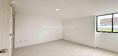 Apartamento en venta en Cerritos, Pereira · foto 4 de 13