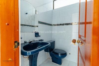Apartamento en venta en Alamos, Pereira · foto 2 de 20