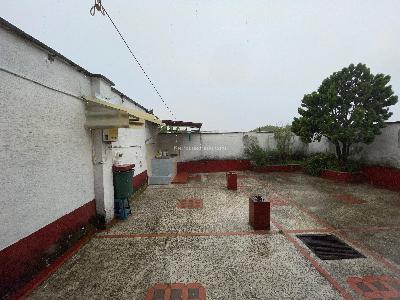 Casa de 3 alcobas en venta en La Cabaña, Armenia, 324 m² · foto 17 de 20
