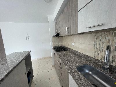 Apartamento en venta en Avenida 19 De Enero, Armenia · foto 4 de 16