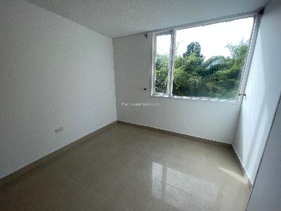 Apartamento de 3 alcobas en venta en Los Profesionales, Armenia, 98 m² · foto 10 de 16