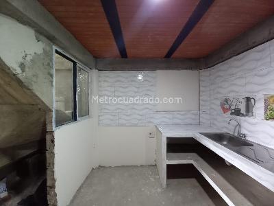 Apartamento de 2 alcobas en venta en El Paraiso, Pereira, 66 m² · foto 14 de 16