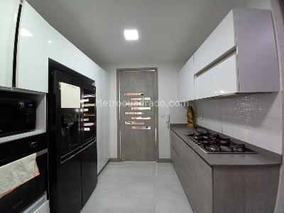 Apartamento en venta en Pinares, Pereira · foto 11 de 20