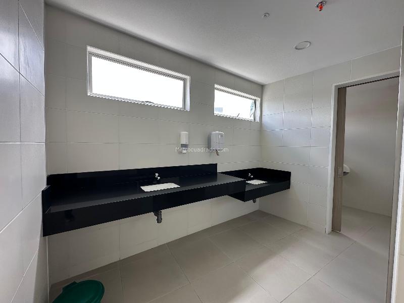 Consultorio en Arriendo, Avenida 30 De Agosto, Pereira - Widok 2