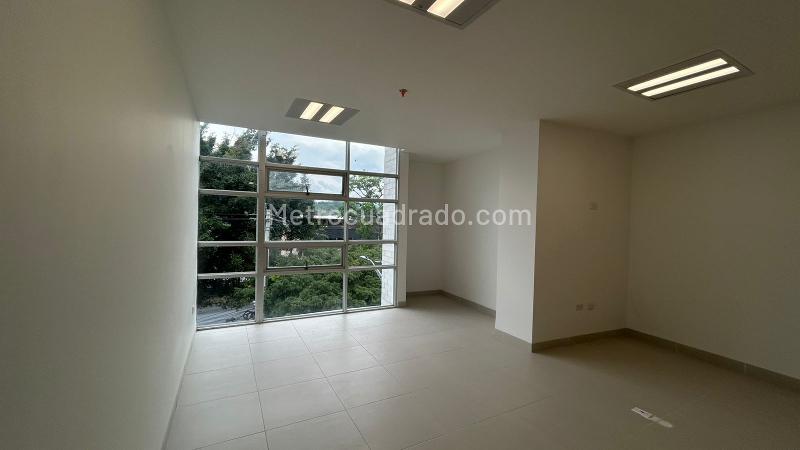 Consultorio en Arriendo, Avenida 30 De Agosto, Pereira - Więcej