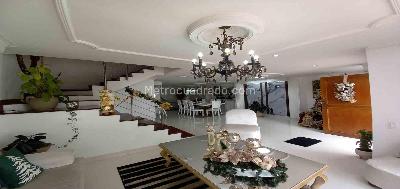 Casa en venta en Pinares, Pereira · foto 2 de 20