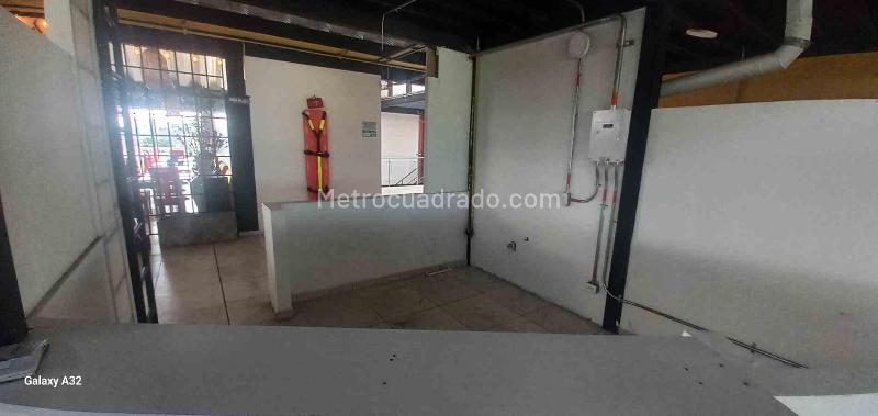 Local Comercial en Arriendo, Avenida Centenario, Armenia - Vista 3