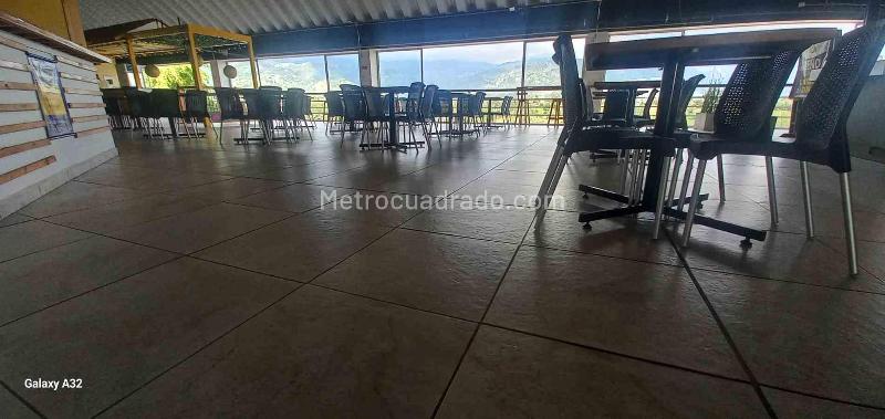 Local Comercial en Arriendo, Avenida Centenario, Armenia - Vista 4
