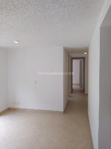 Apartamento de 3 alcobas en venta en Poblado I, Pereira, 73 m² · foto 3 de 18