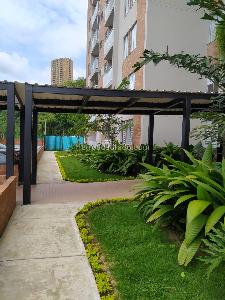 Apartamento de 3 alcobas en venta en Poblado I, Pereira, 73 m² · foto 15 de 18