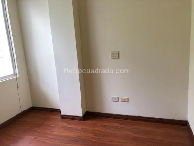 Apartamento de 3 alcobas en venta en Palermo, Manizales, 185 m² · foto 7 de 19