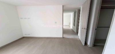 Apartamento de 2 alcobas en venta en La Leonora, Manizales, 45 m² · foto 6 de 20