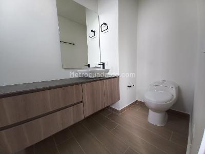 Apartamento de 2 alcobas en venta en Cerritos, Pereira, 94 m² · foto 2 de 16