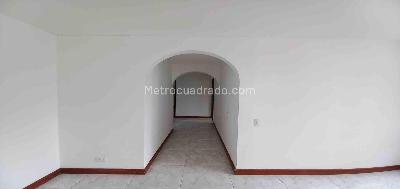 Apartamento en venta en Alpes, Pereira · foto 9 de 19