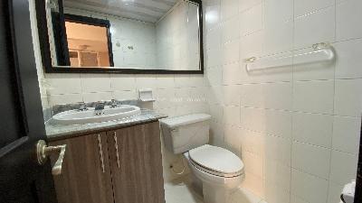 Apartaestudio en venta en Pinares, Pereira, 56 m² · foto 5 de 11