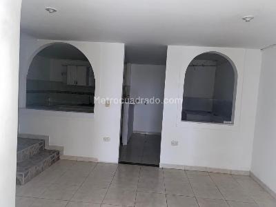 Casa de 4 alcobas en venta en Manantiales, Armenia, 95 m² · foto 2 de 17