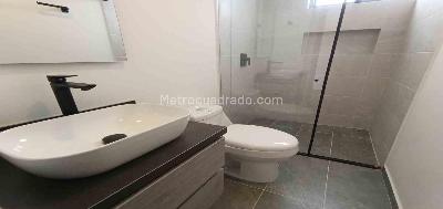 Apartamento de 3 alcobas en venta en Colombia, Manizales, 91 m² · foto 10 de 20