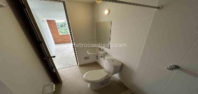 Apartamento de 2 alcobas en venta en Comuna Poblado/Poblado I, Pereira, 42 m² · foto 16 de 20